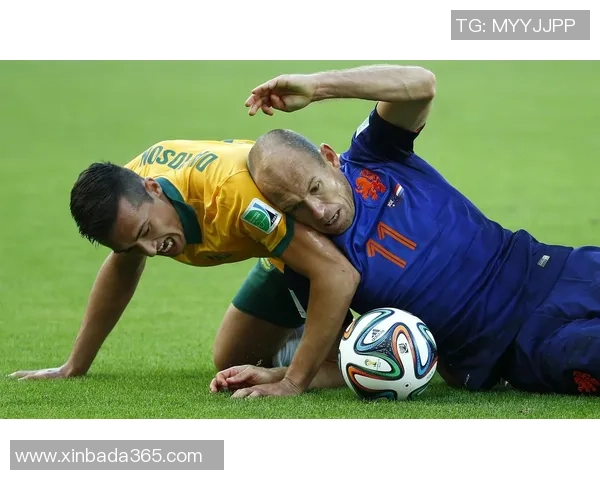 与足球明星的浪漫爱情故事:从绿茵场到心灵深处的甜蜜旅程 与足球明星的浪漫爱情故事:从绿茵场到心灵深处的甜蜜旅程