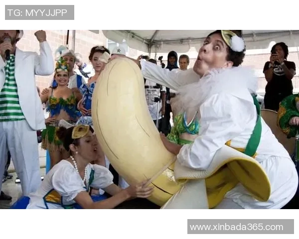 巴西足球明星的酒鬼生活与传奇故事揭秘